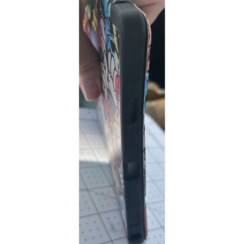 New Graffiti Tablet Case With Magnetic Closure 10x 7  External 6x 9.5 In Inside